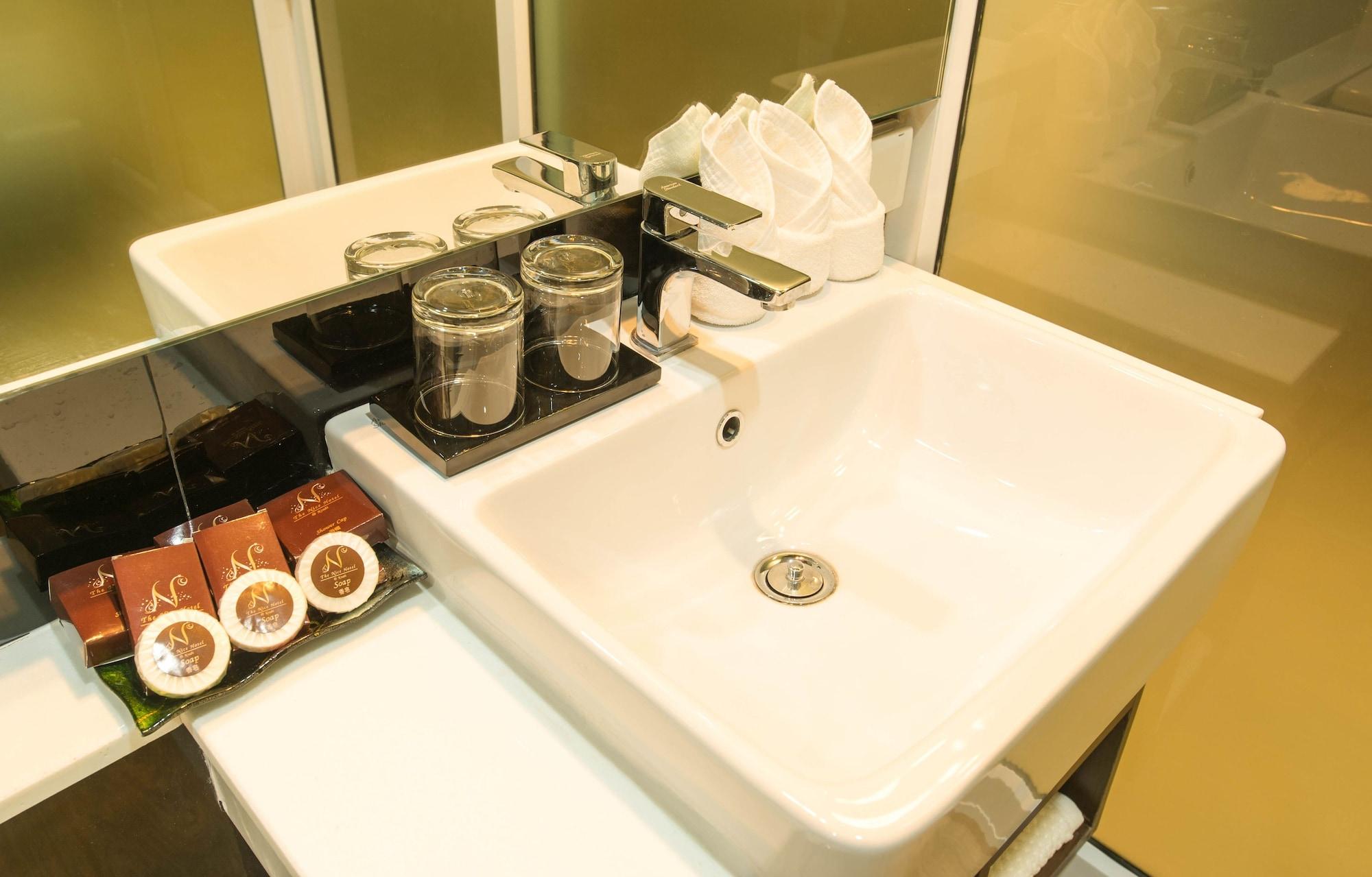 The Nice Krabi Hotel Екстериор снимка
